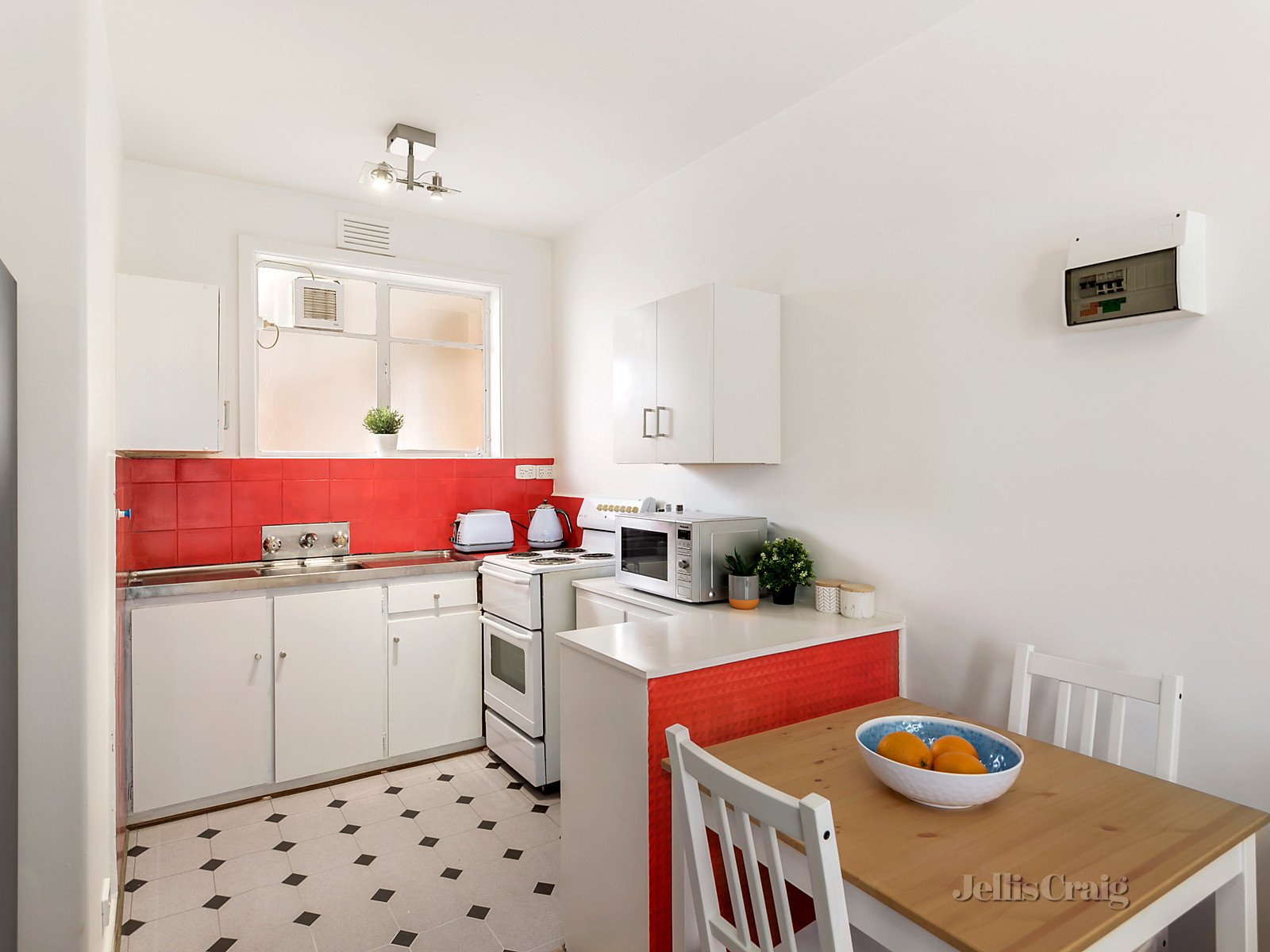 2/38 Woornack Road, Carnegie image 5