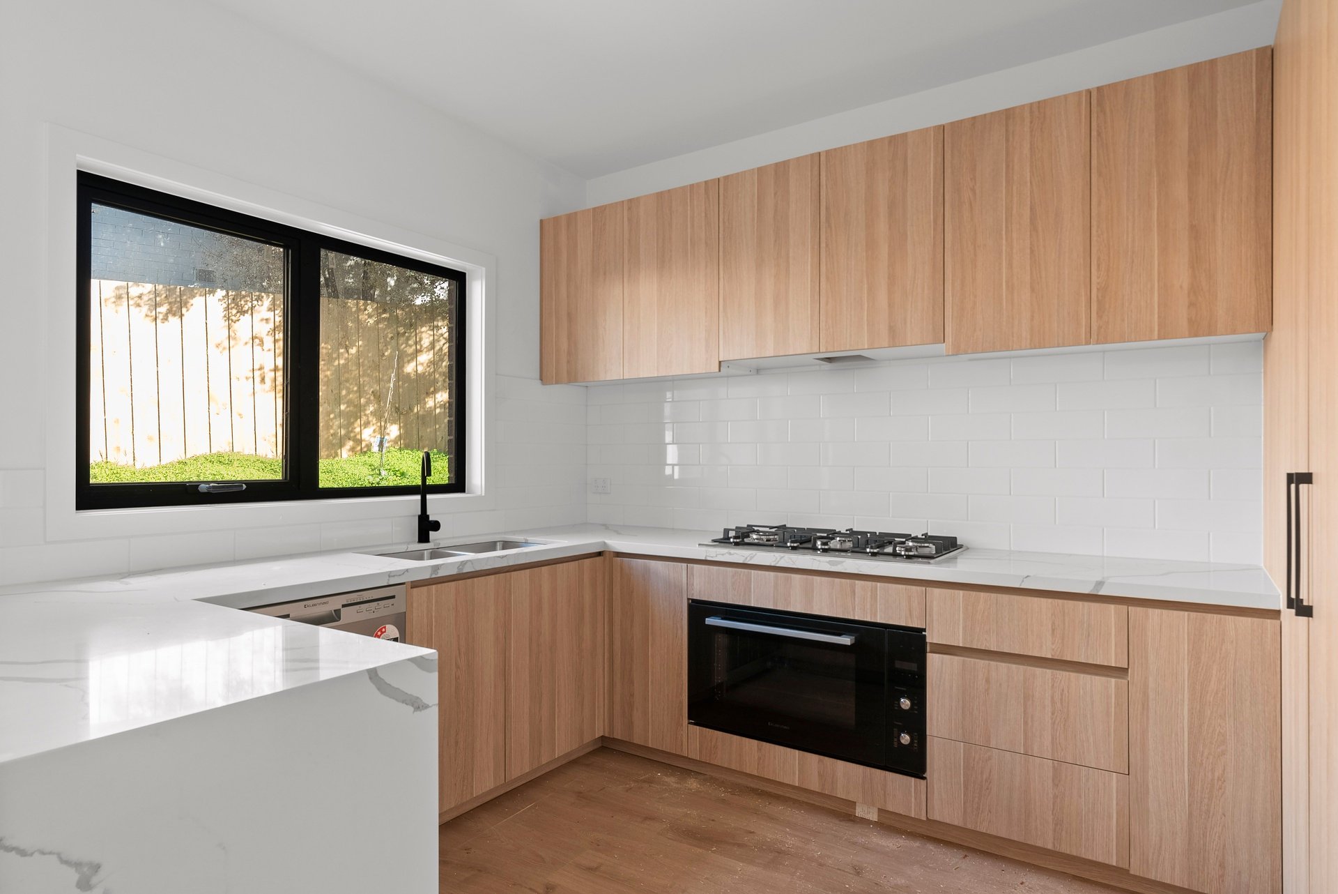 2/389 Canterbury Road, Heathmont image 2