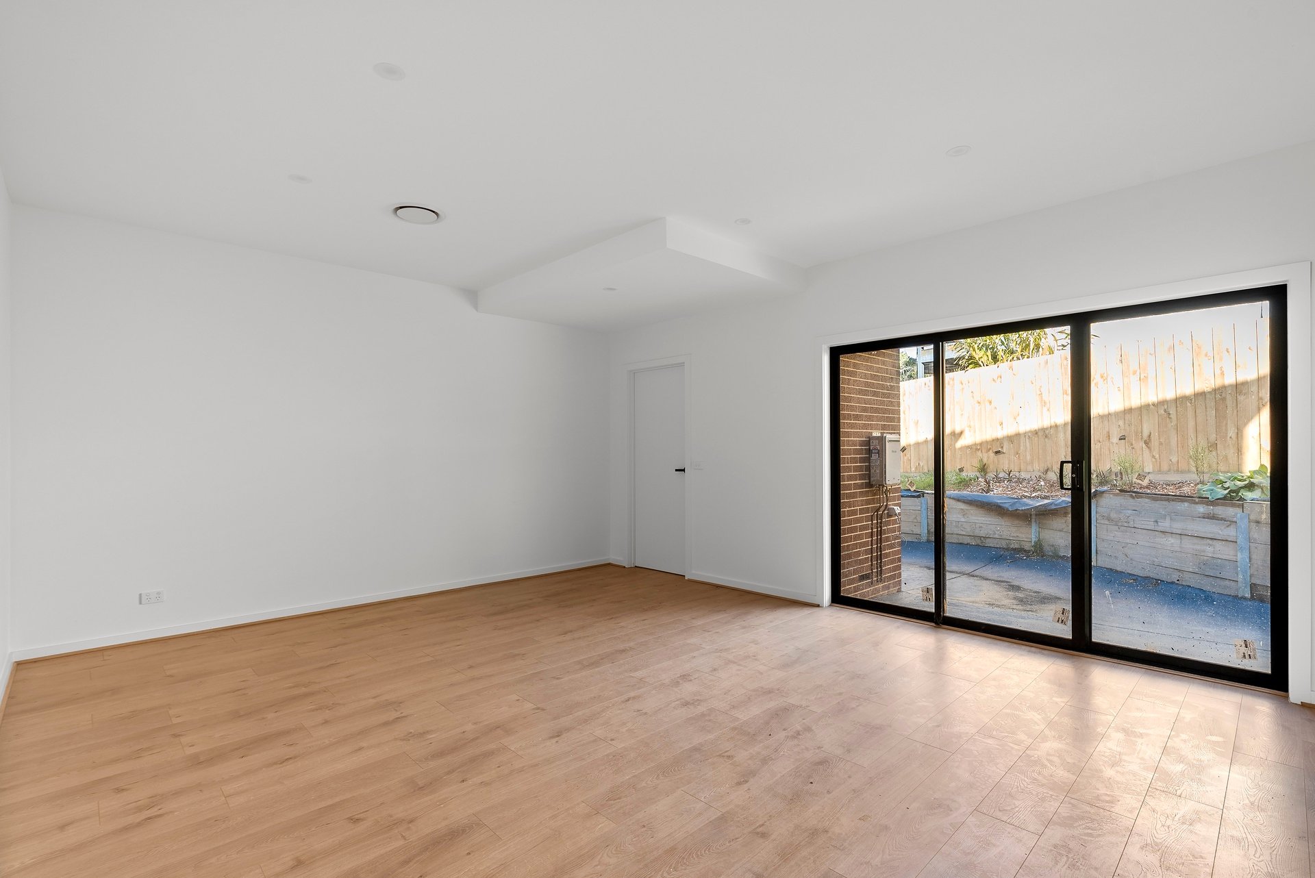 2/389 Canterbury Road, Heathmont image 3