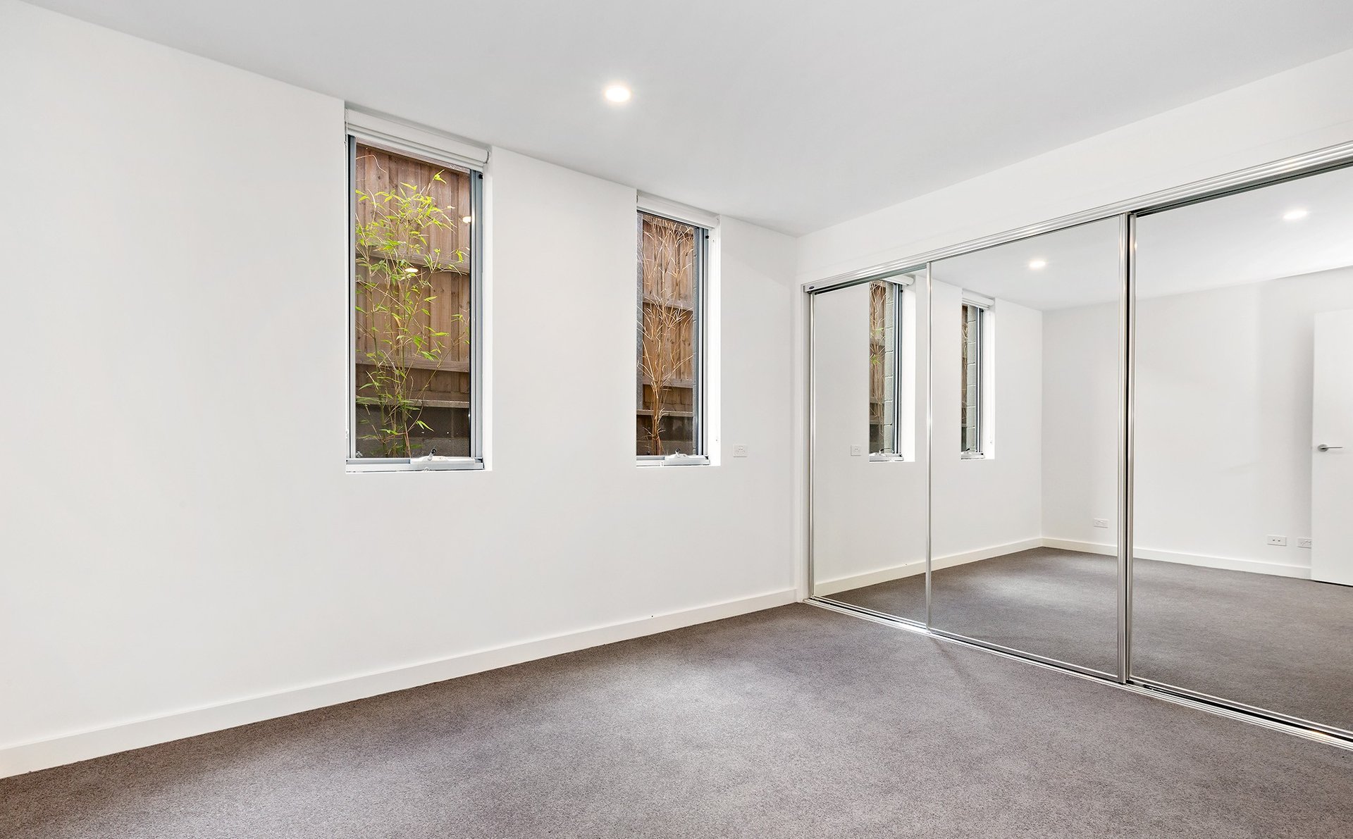 2/39 Barnsbury Road, Deepdene image 4