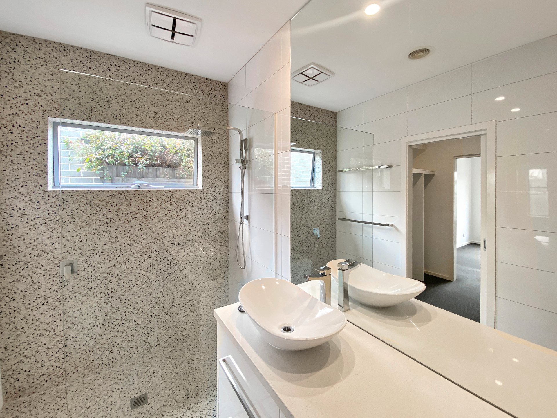 2/39 Clarence Street, Geelong West image 7