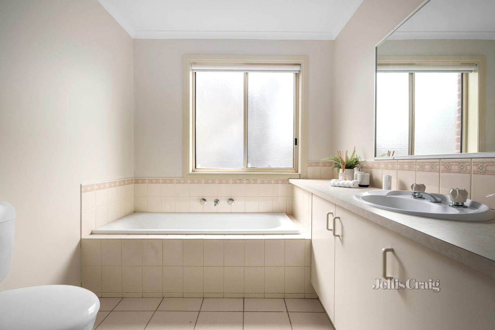 2/39 Evelyn Street, Clayton image 5