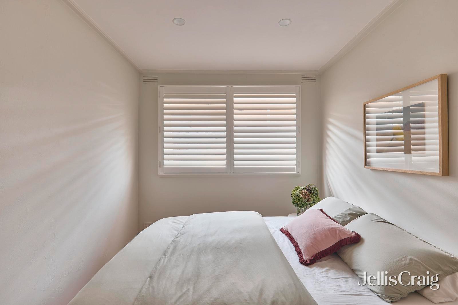 2/39 Martin Street, Thornbury image 16