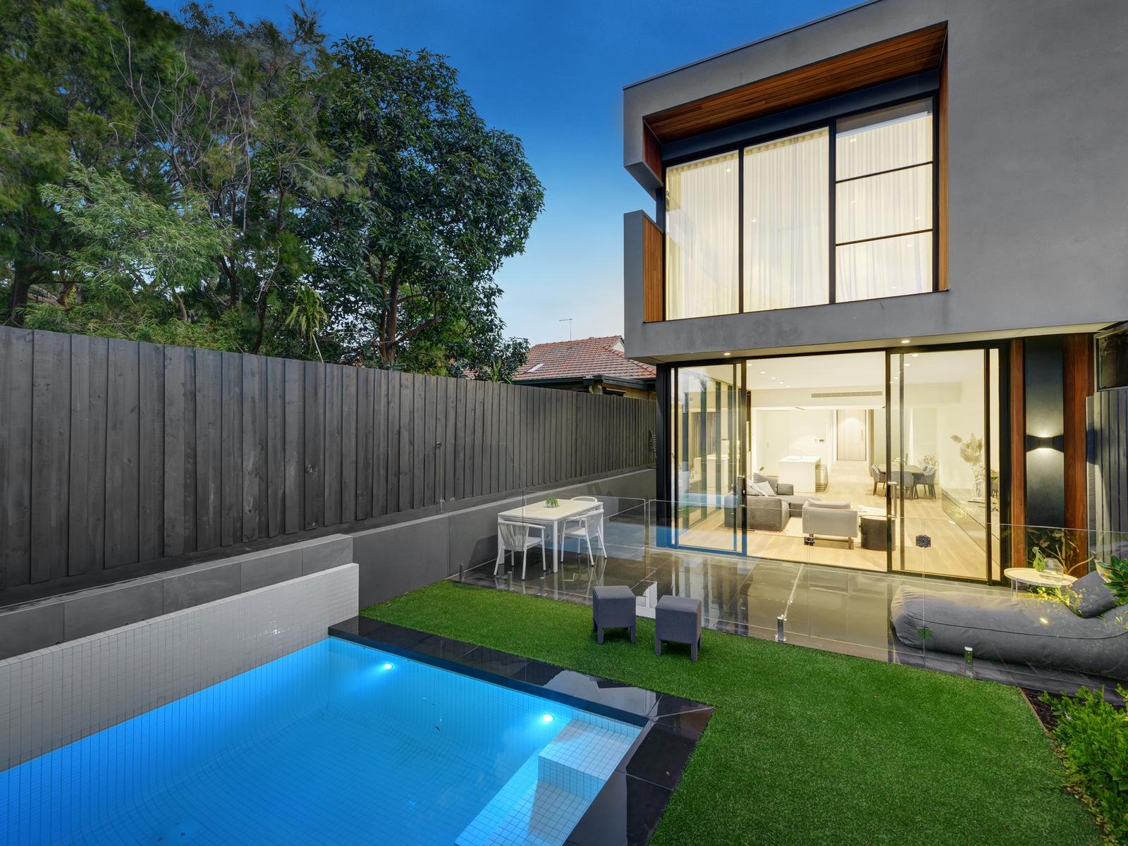 2/39 Oxley Road, Hawthorn image 2