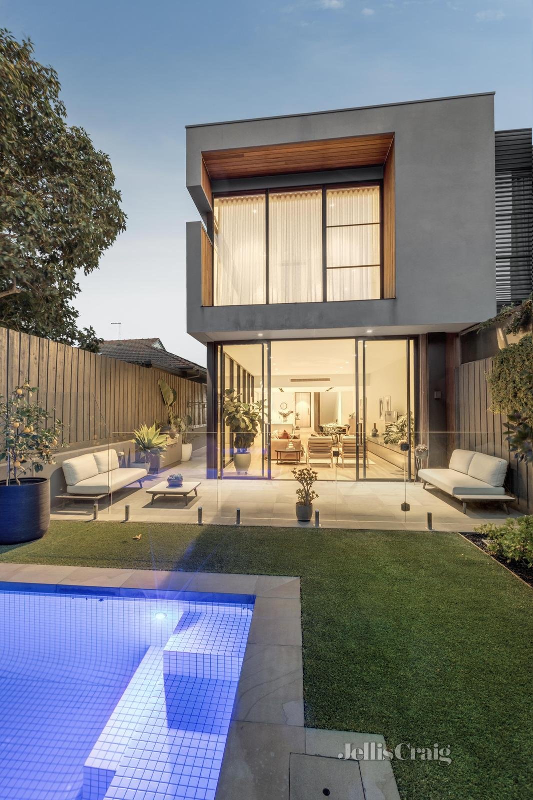 2/39 Oxley Road, Hawthorn image 7