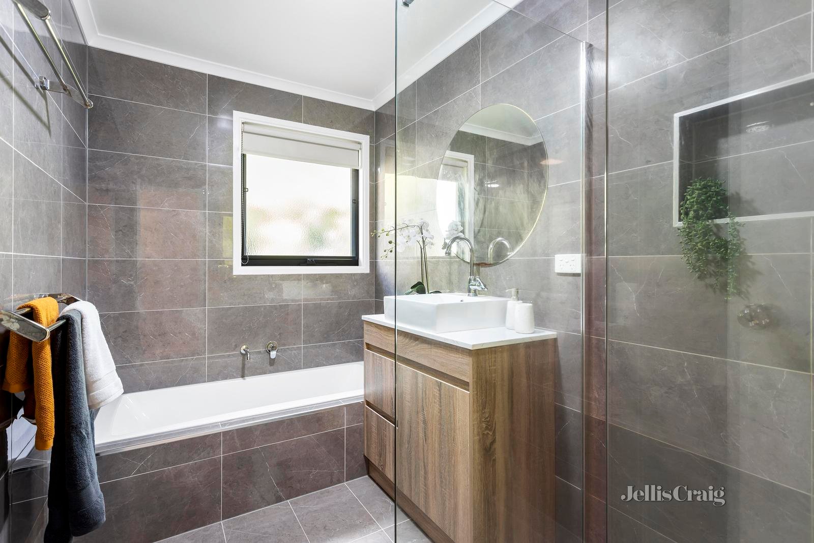 2/39 Paula Crescent, Doncaster East image 9