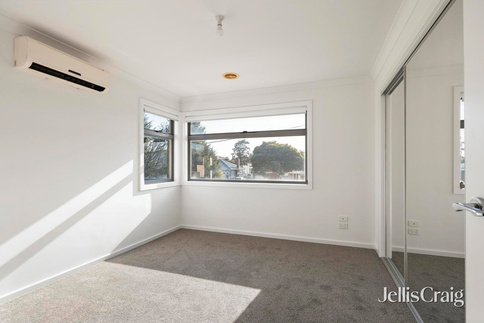 2/39 Pickett Street, Reservoir image 6