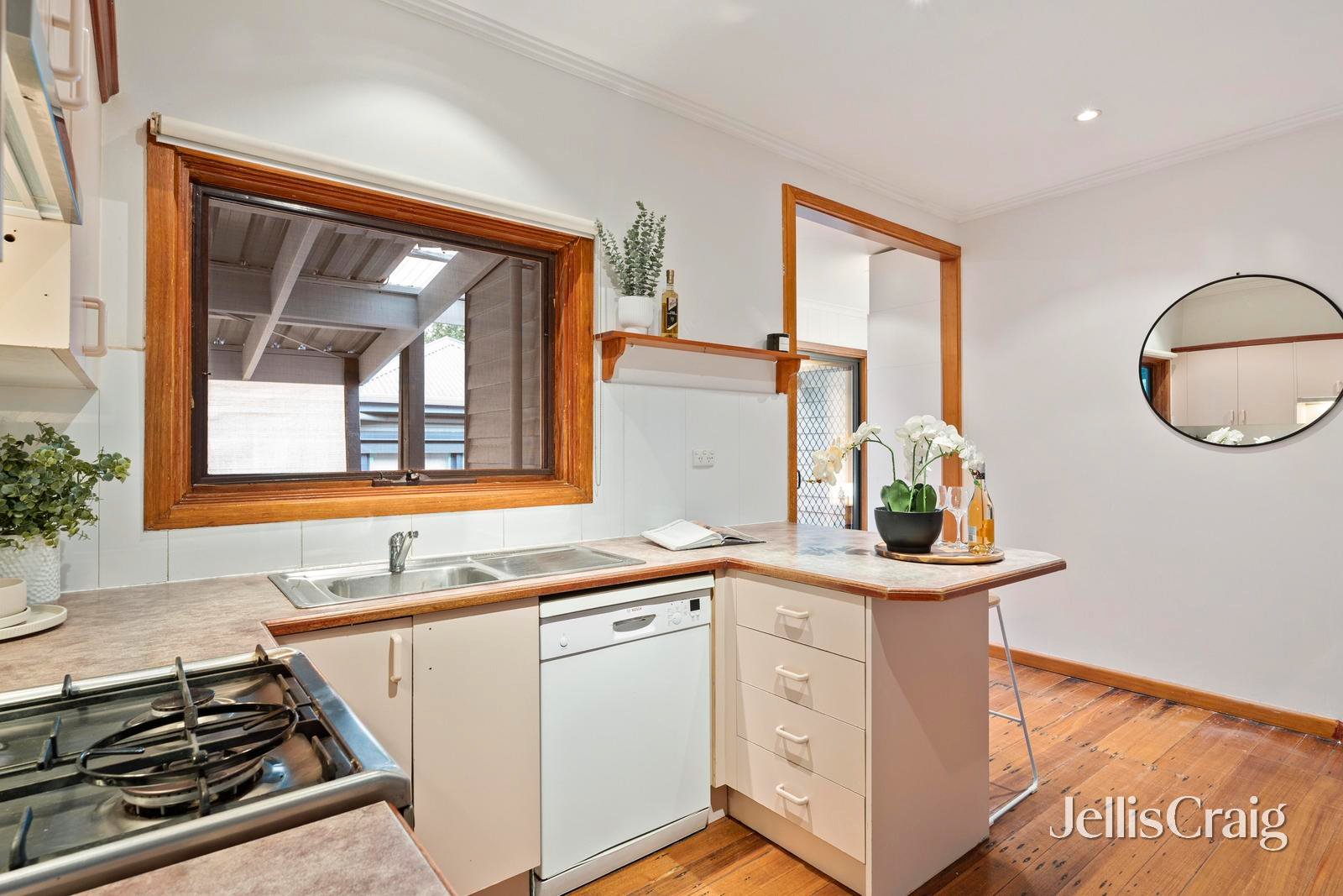 239 Springfield Road, Blackburn&nbsp;North image 4