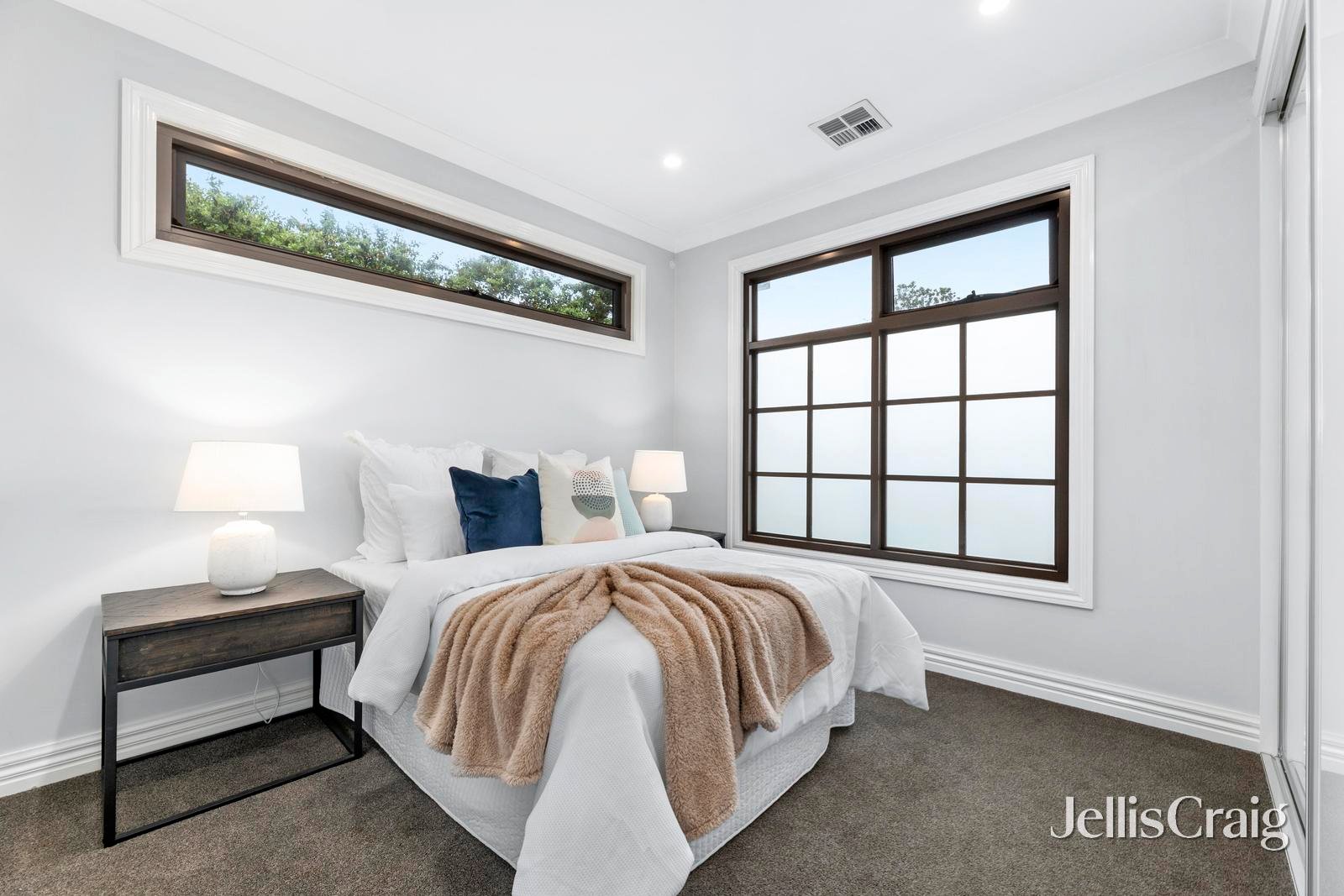 2/39 Willow Avenue, Glen&nbsp;Waverley image 12