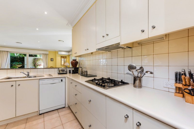 2 / 391 Toorak Road South Yarra, VIC 3141