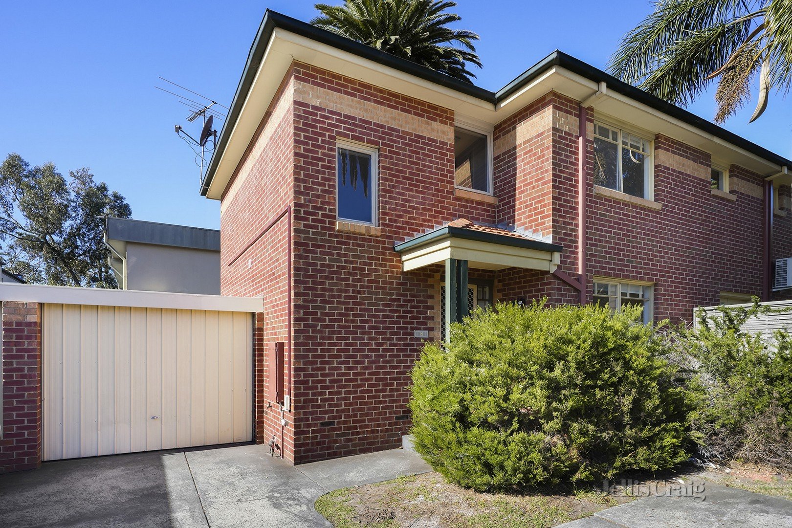 2/392 Bay Road, Cheltenham image 1