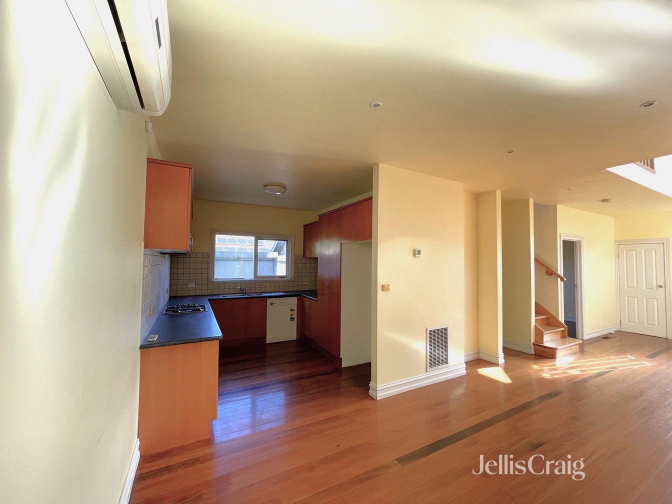 2/394 Brunswick Road, Brunswick&nbsp;West image 5