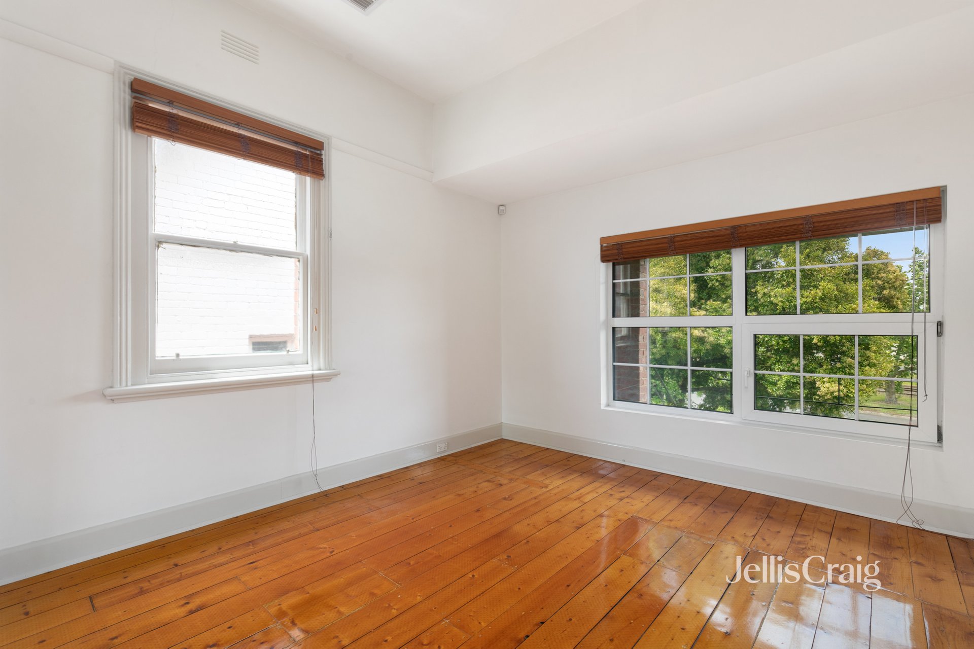 2/395 Dandenong Rd, Armadale image 3