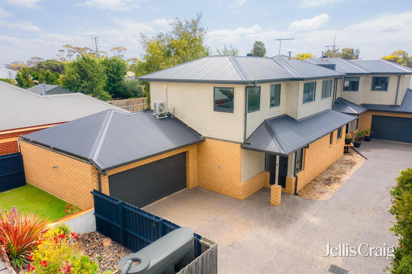 2/396 Autumn Street, Herne&nbsp;Hill image 1