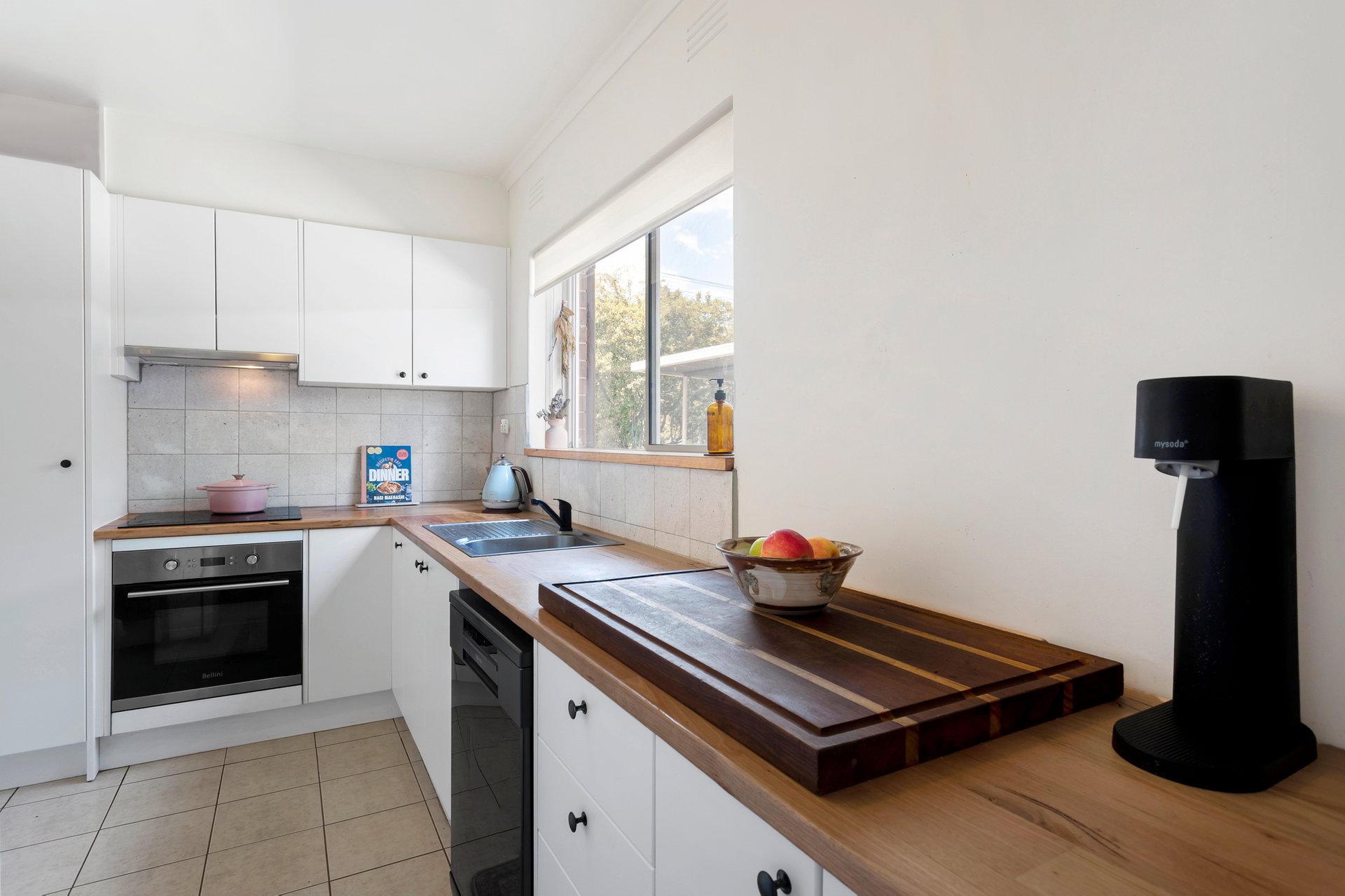 Property Gallery Thumbnail 3