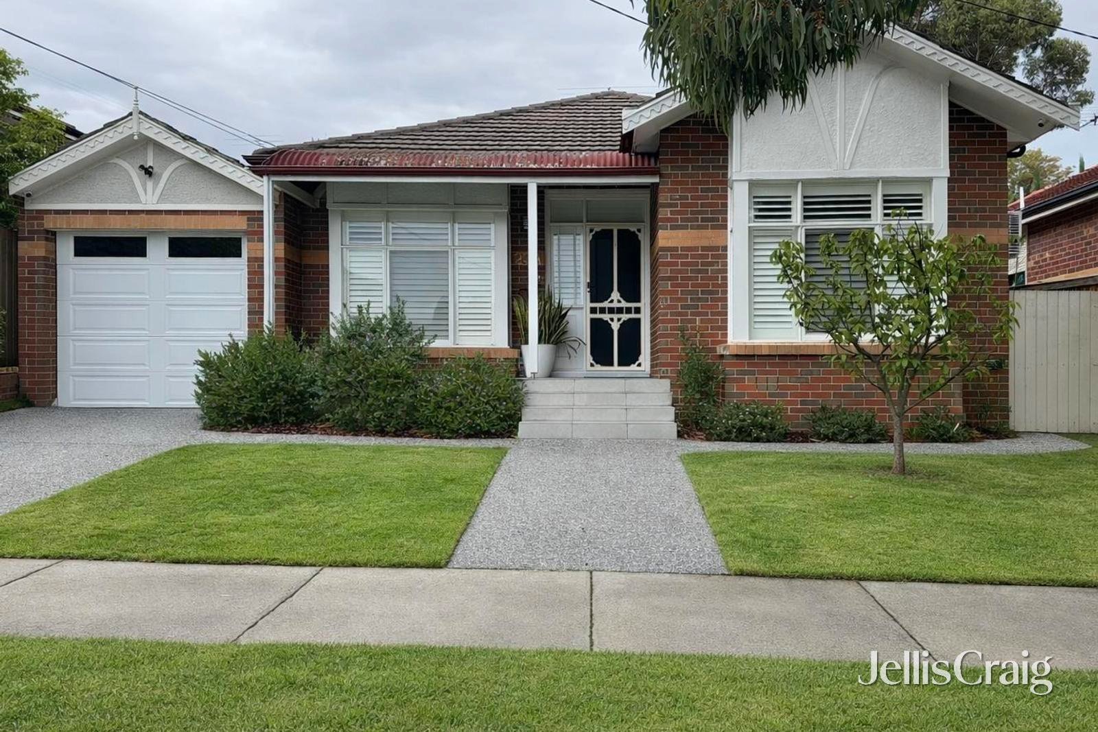 23A Aberdeen Street, Aberfeldie image 1