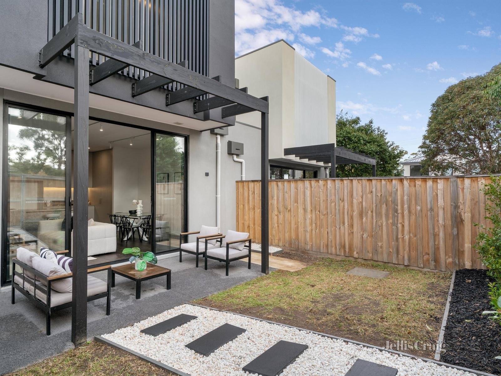 23A Buckingham Crescent, Doncaster image 12