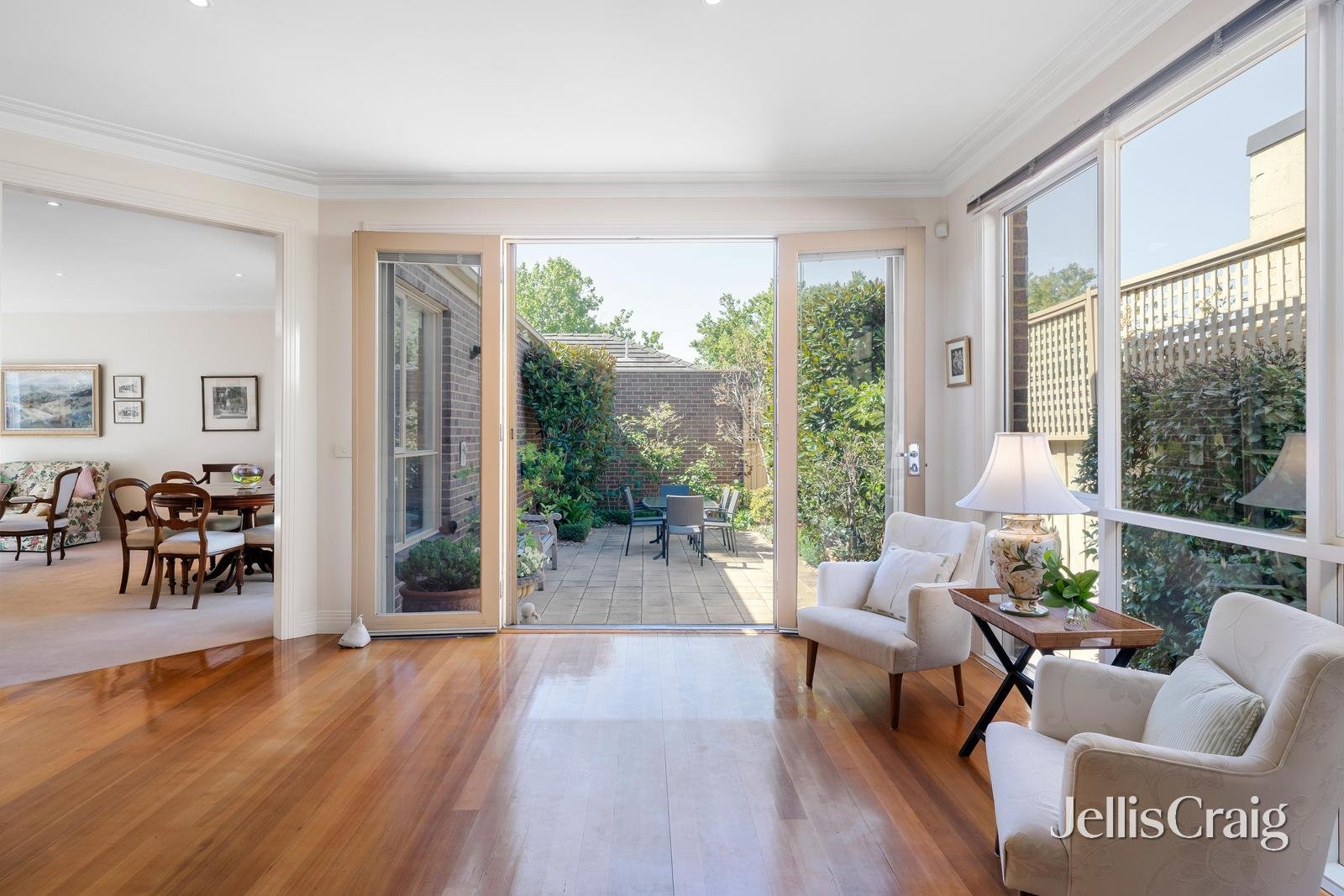 2/3A Hazel Street, Camberwell image 5