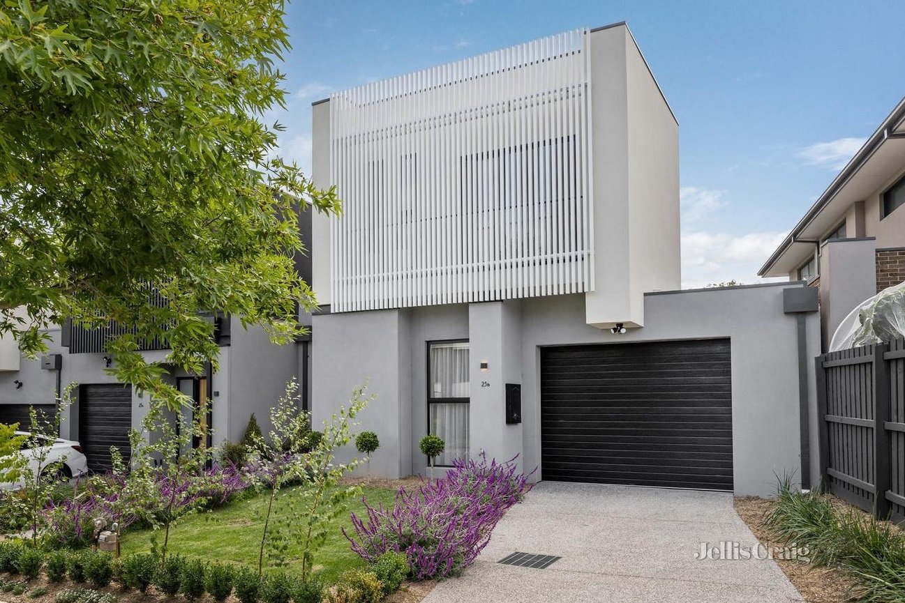 23B Buckingham Crescent, Doncaster image 1