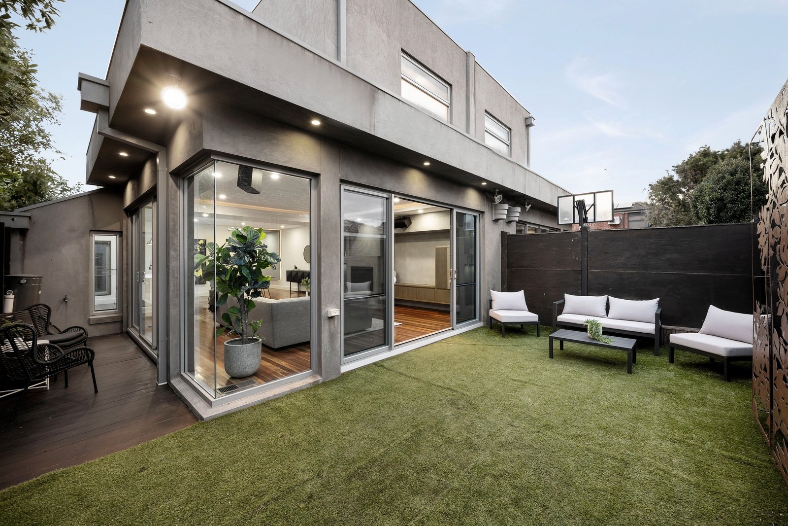 Property Gallery Thumbnail 14