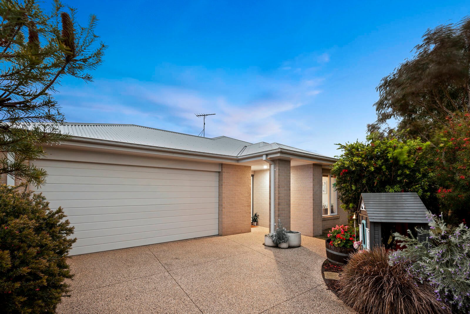 Property Gallery Thumbnail 2