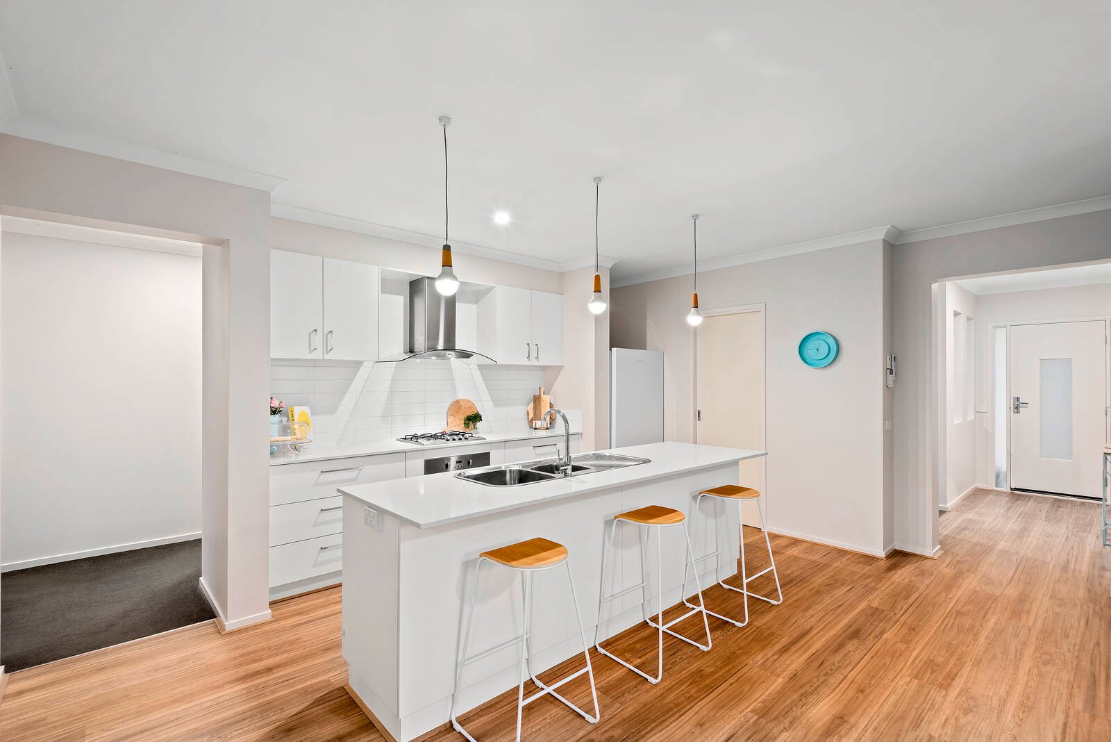 Property Gallery Thumbnail 3
