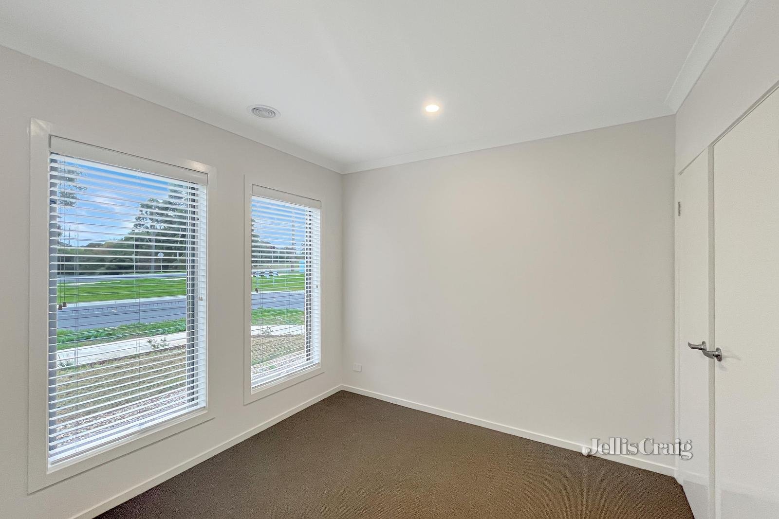 24-26 Massey Crescent, Curlewis image 7