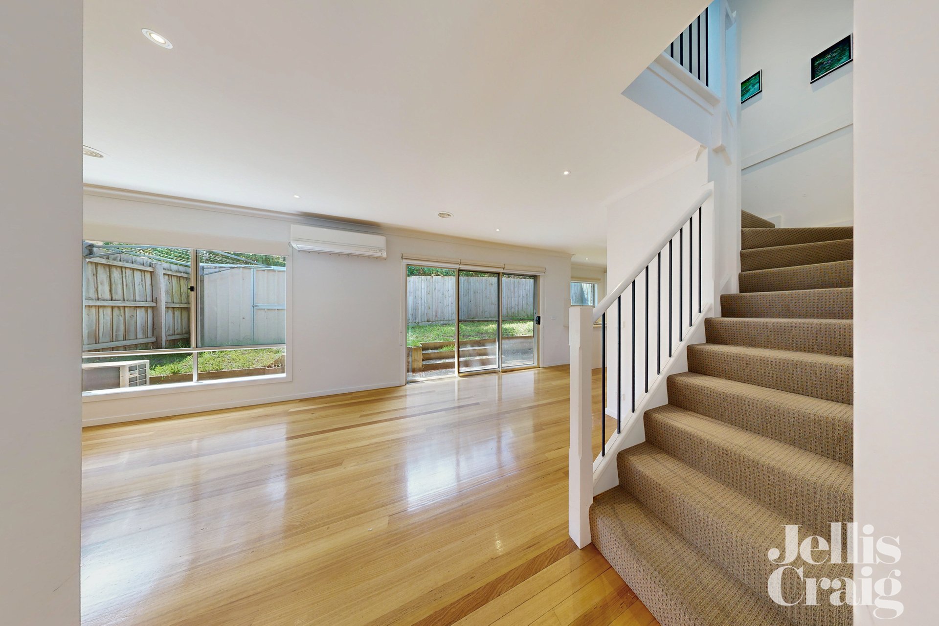 2/4-6 Smyth Street, Mount&nbsp;Waverley image 3