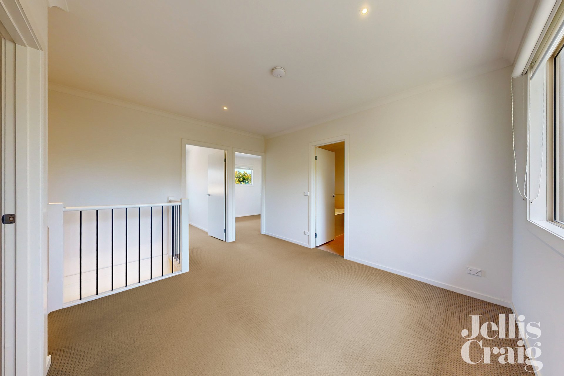 2/4-6 Smyth Street, Mount Waverley image 10