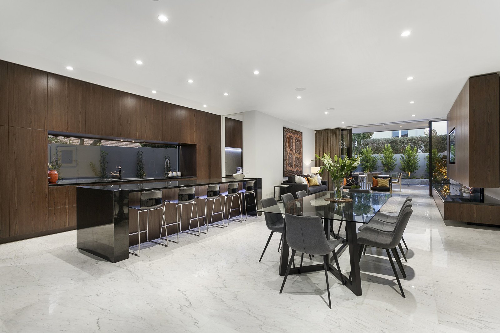 Property Gallery - Main Image