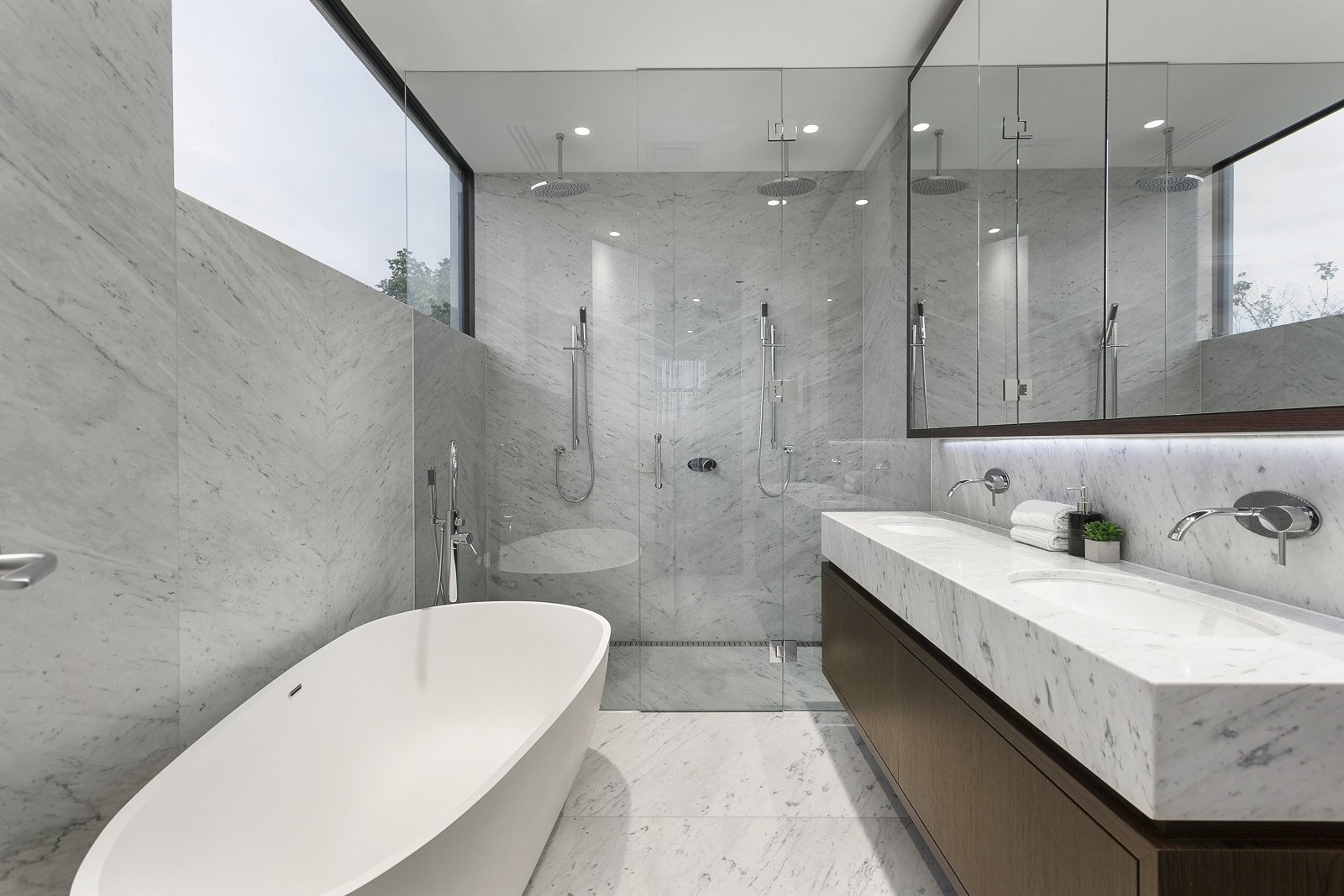Property Gallery Thumbnail 6
