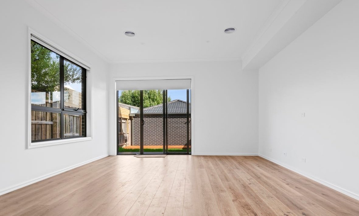 24 Albert Street, Mitcham image 5