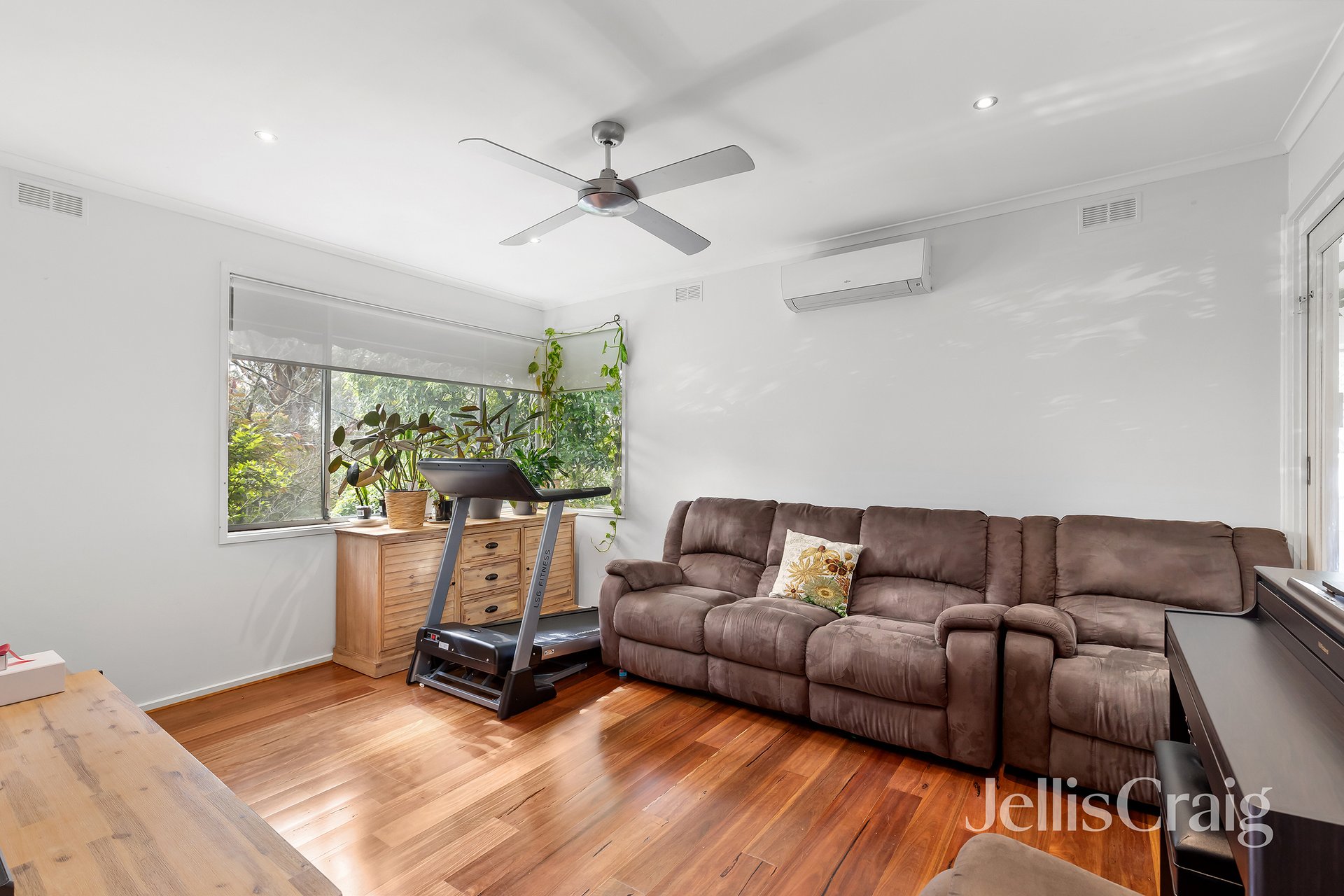 24 Alexander Street, Montmorency image 2