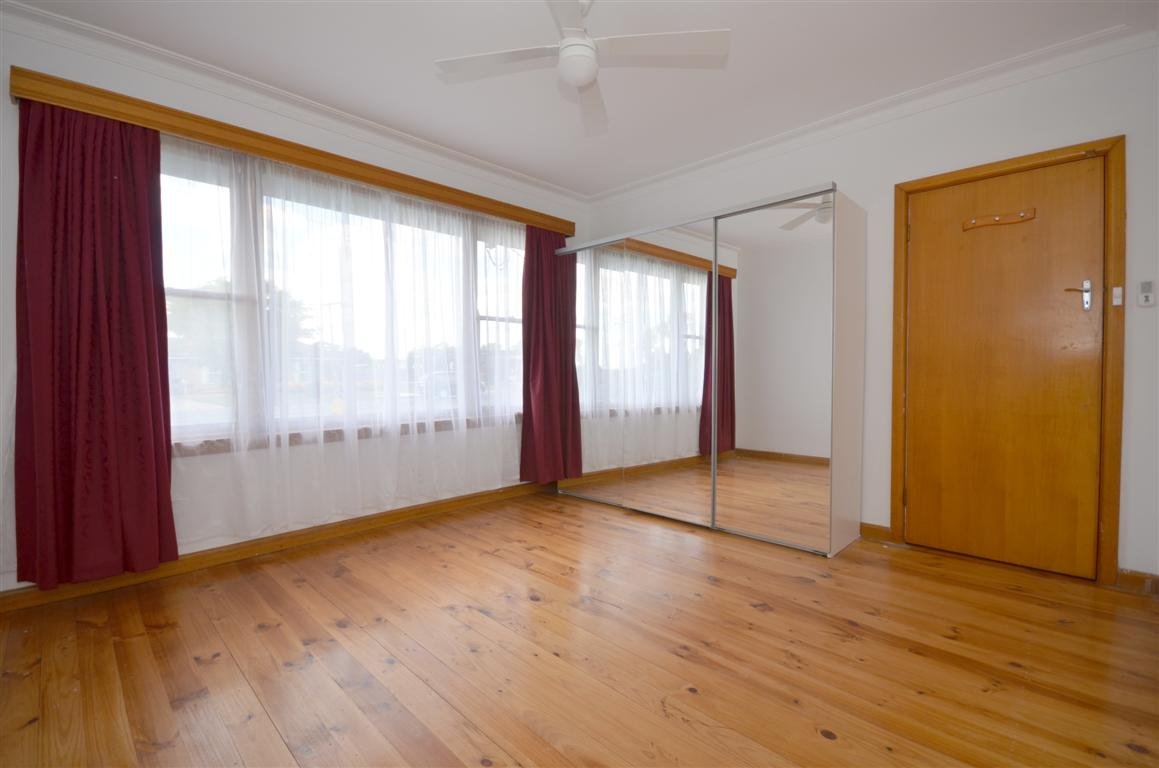24 Alfred Street, Sebastopol image 2