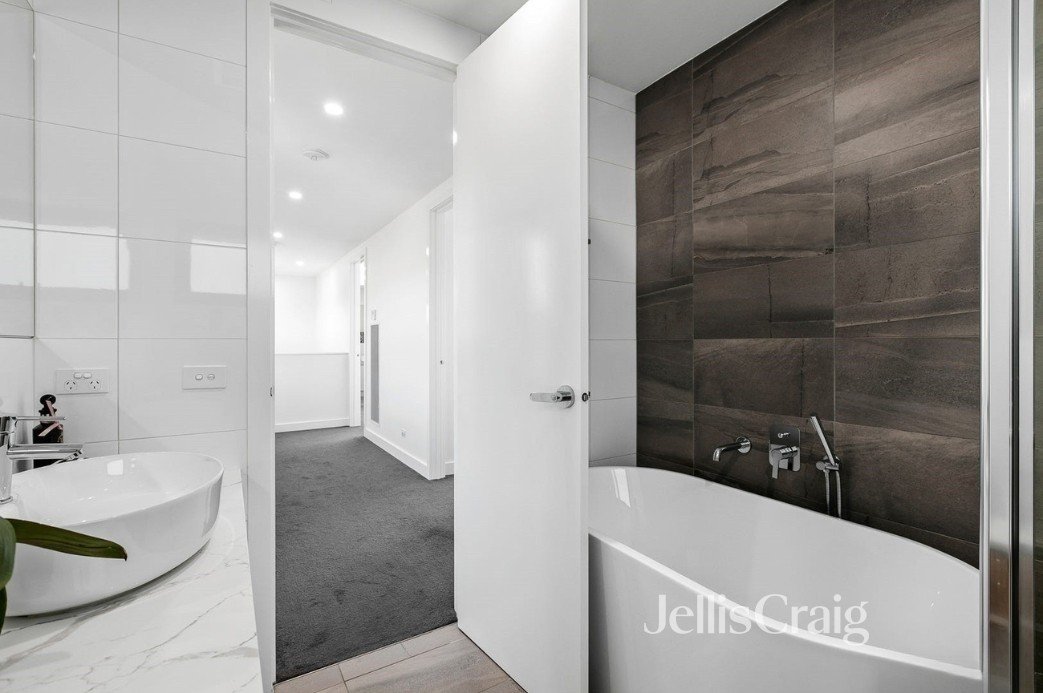 24 Aloha Street, South Kingsville image 16