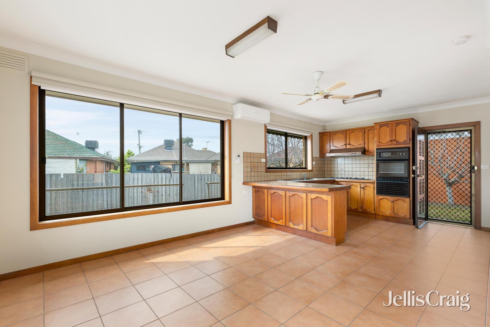 24 Angus Street, Hadfield image 3