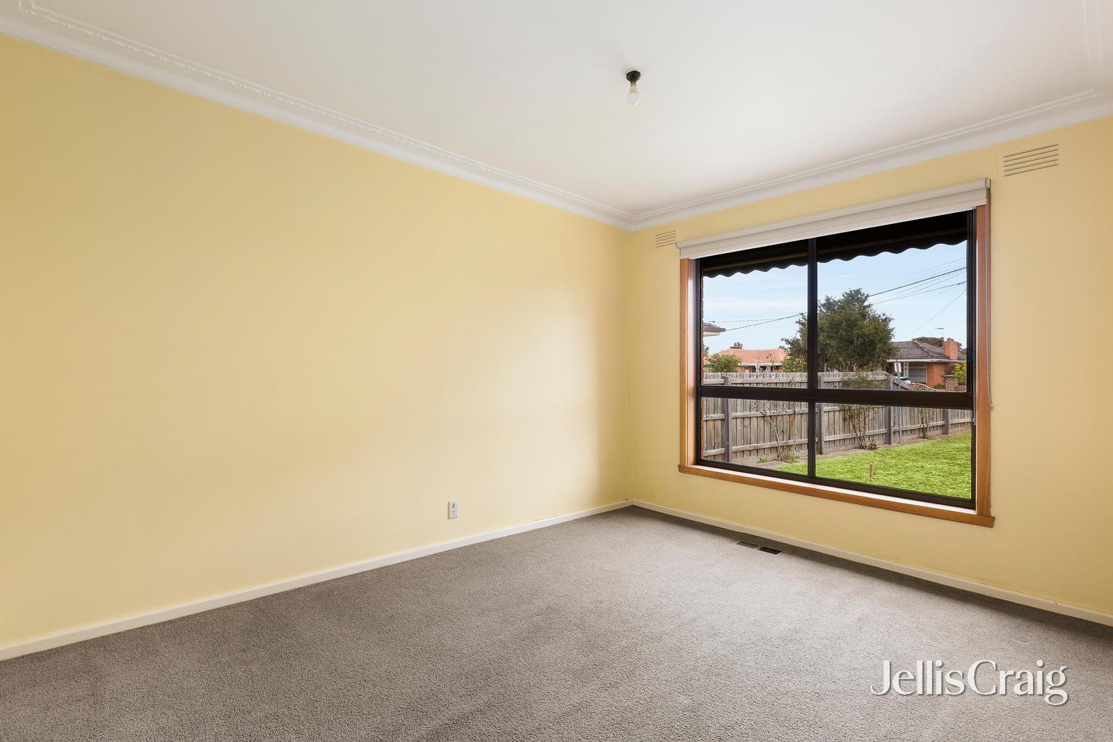 24 Angus Street, Hadfield image 9