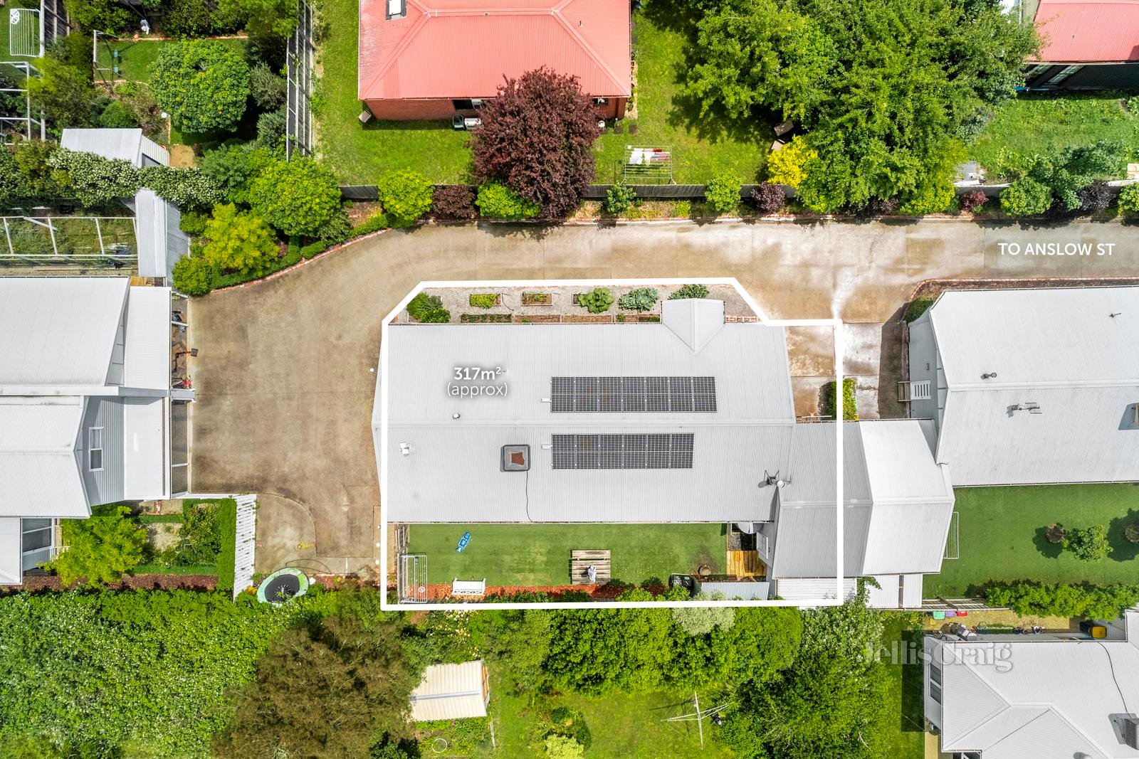 2/4 Anslow Street, Woodend image 13