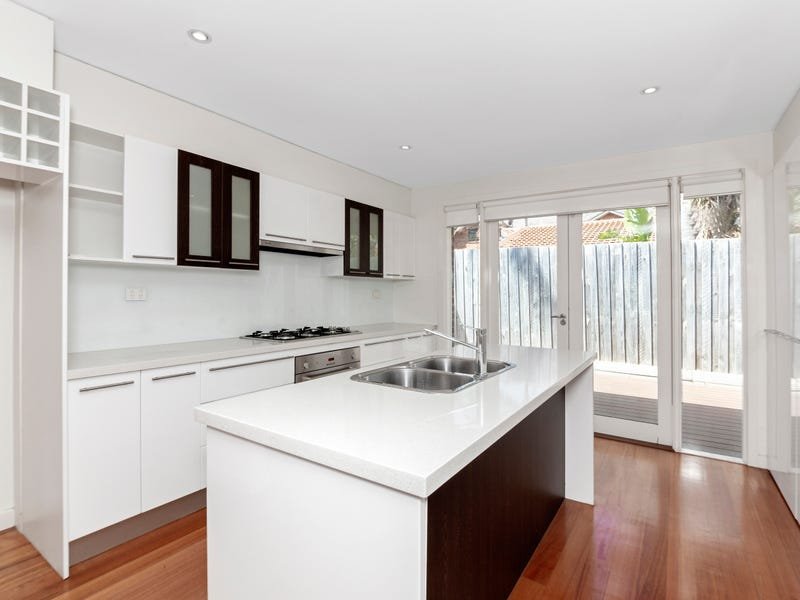 2 / 4 Ardoyne St Black Rock