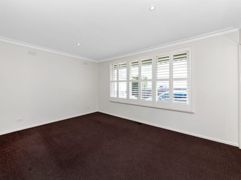 2 / 4 Ardoyne St Black Rock