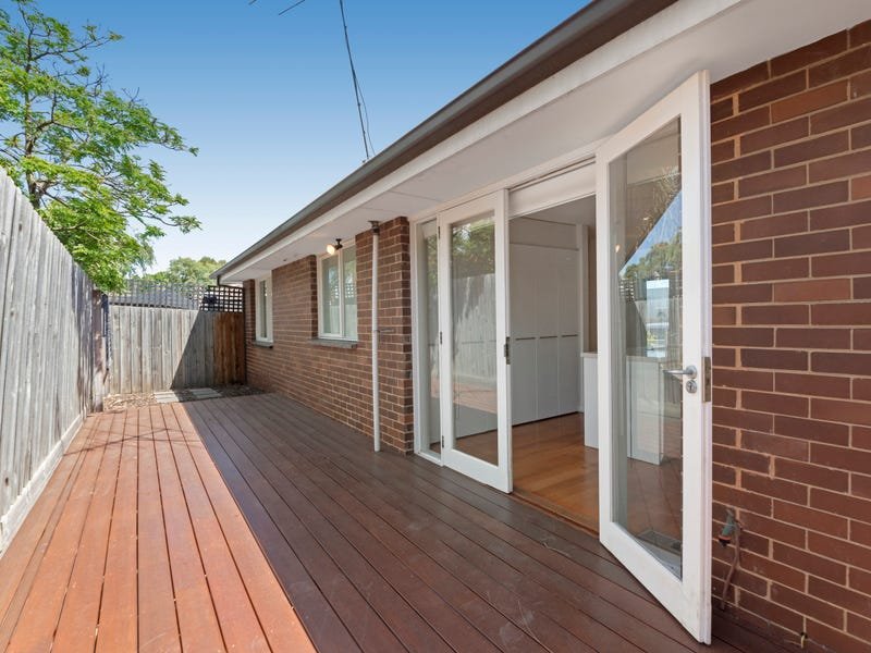 2 / 4 Ardoyne St Black Rock