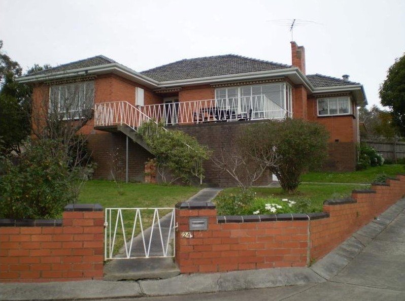 24 Ashwood Drive, Ashwood image 1