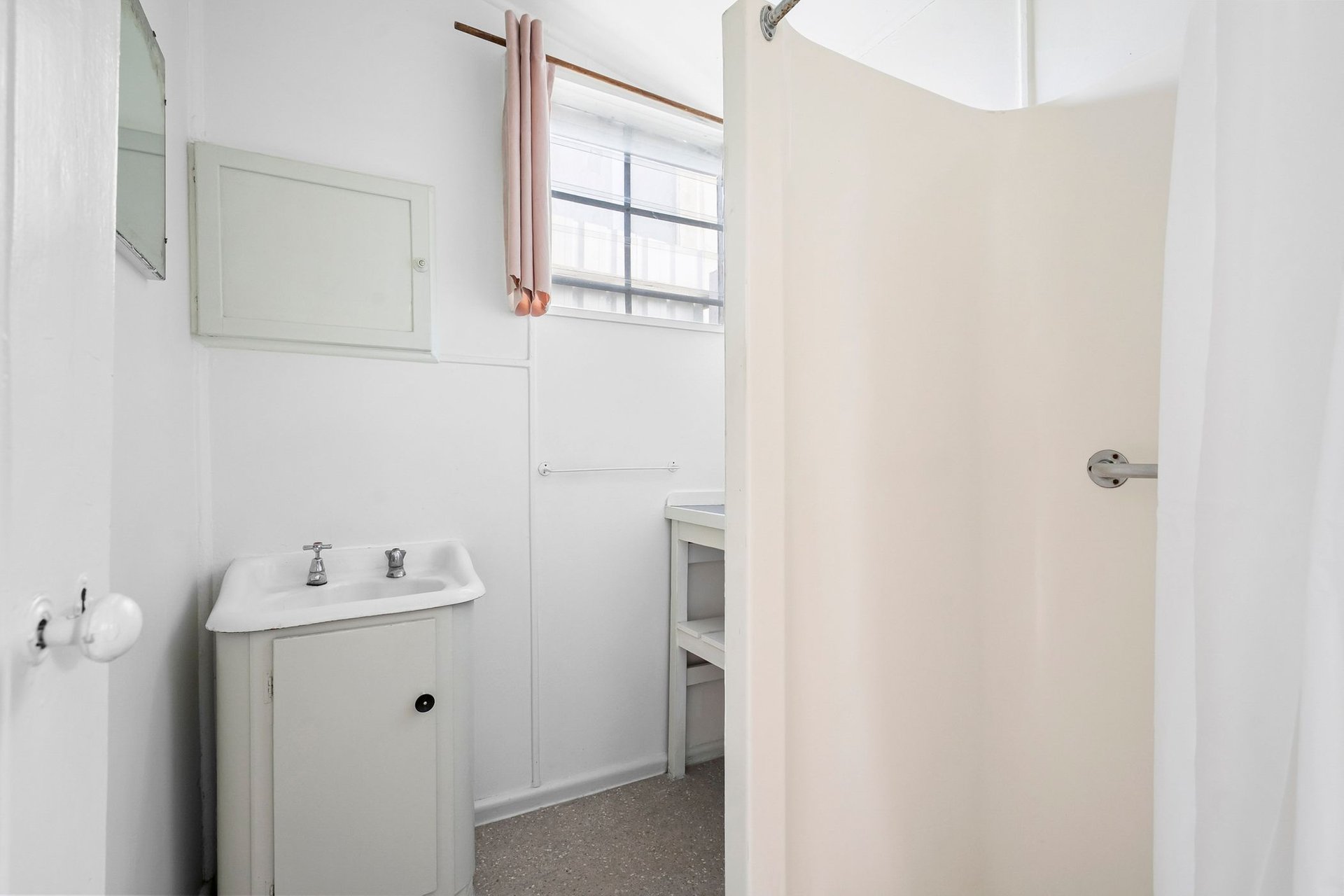 24 Autumn Street, Geelong West image 4