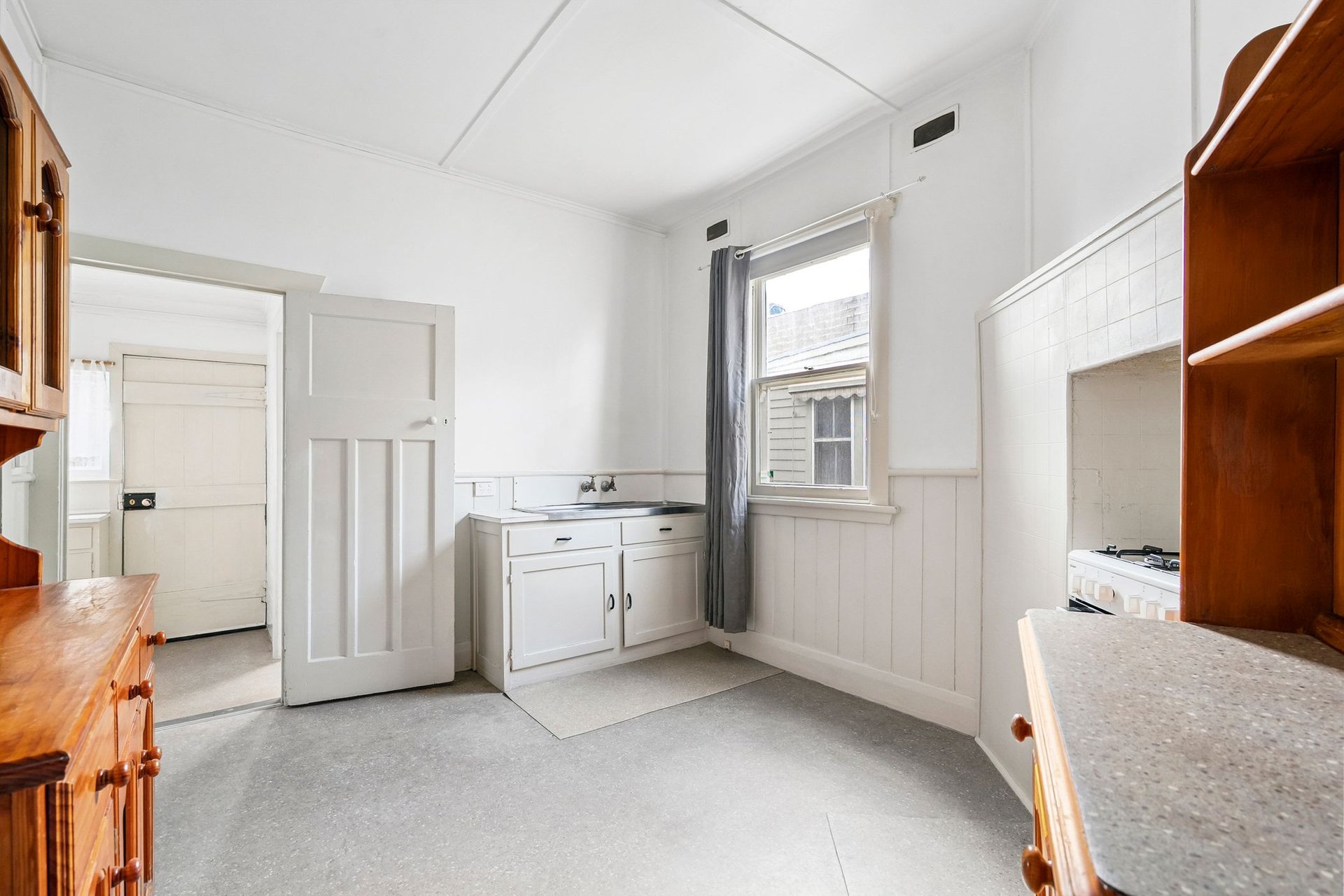24 Autumn Street, Geelong West image 5
