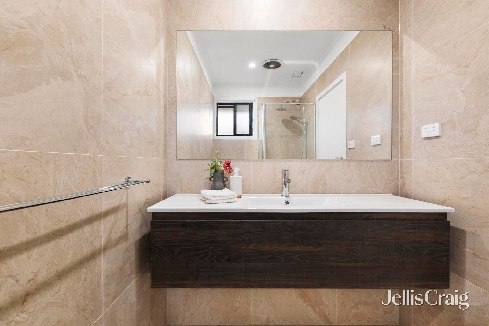 24 Avondale Grove, Mount&nbsp;Waverley image 11
