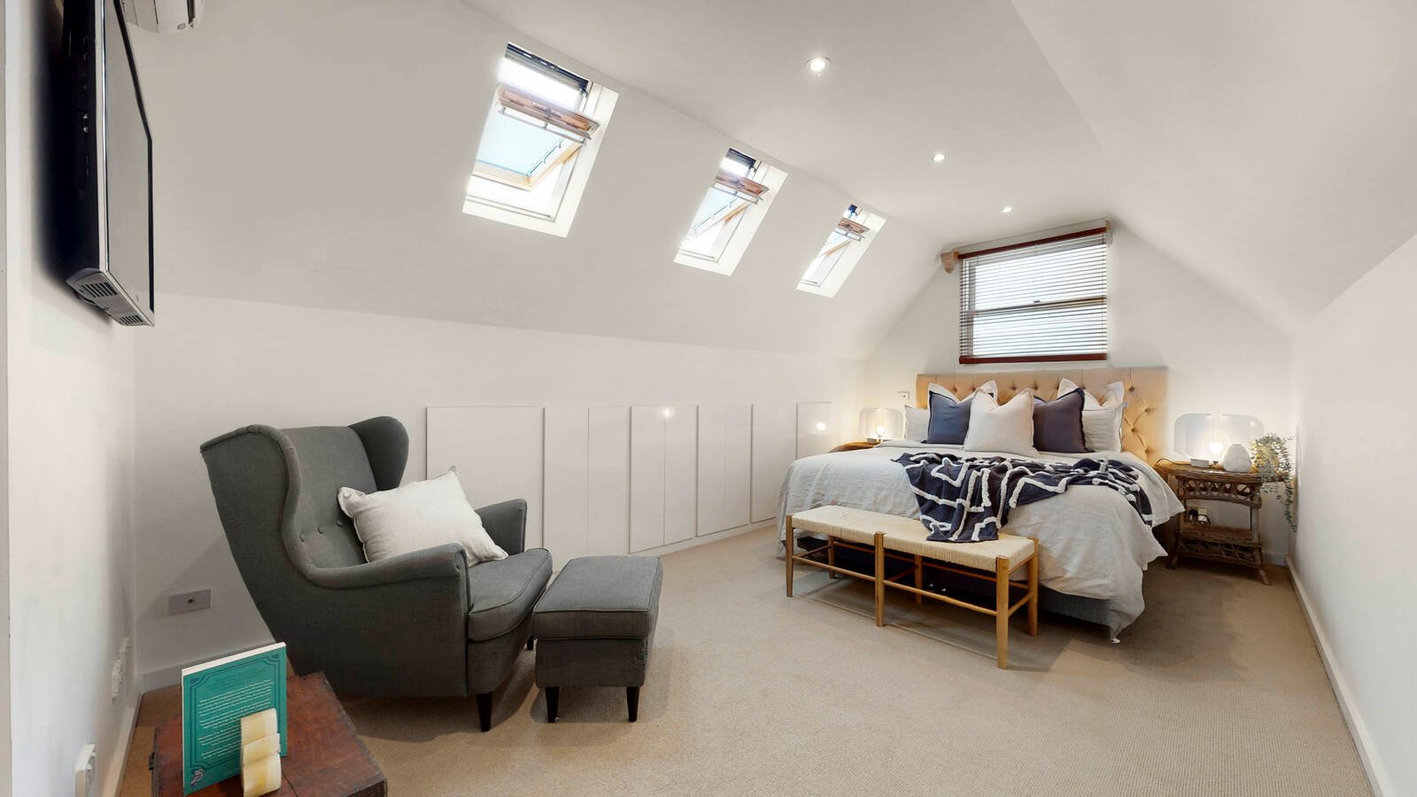 Property Gallery Thumbnail 7