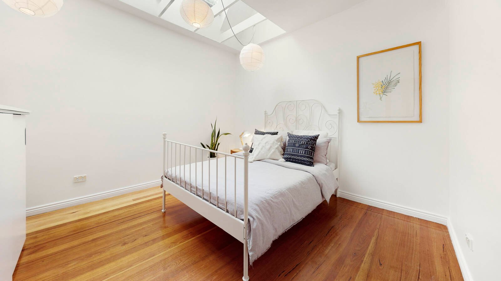 Property Gallery Thumbnail 9