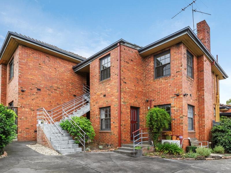 2/4 Barkers Road, Hawthorn image 7