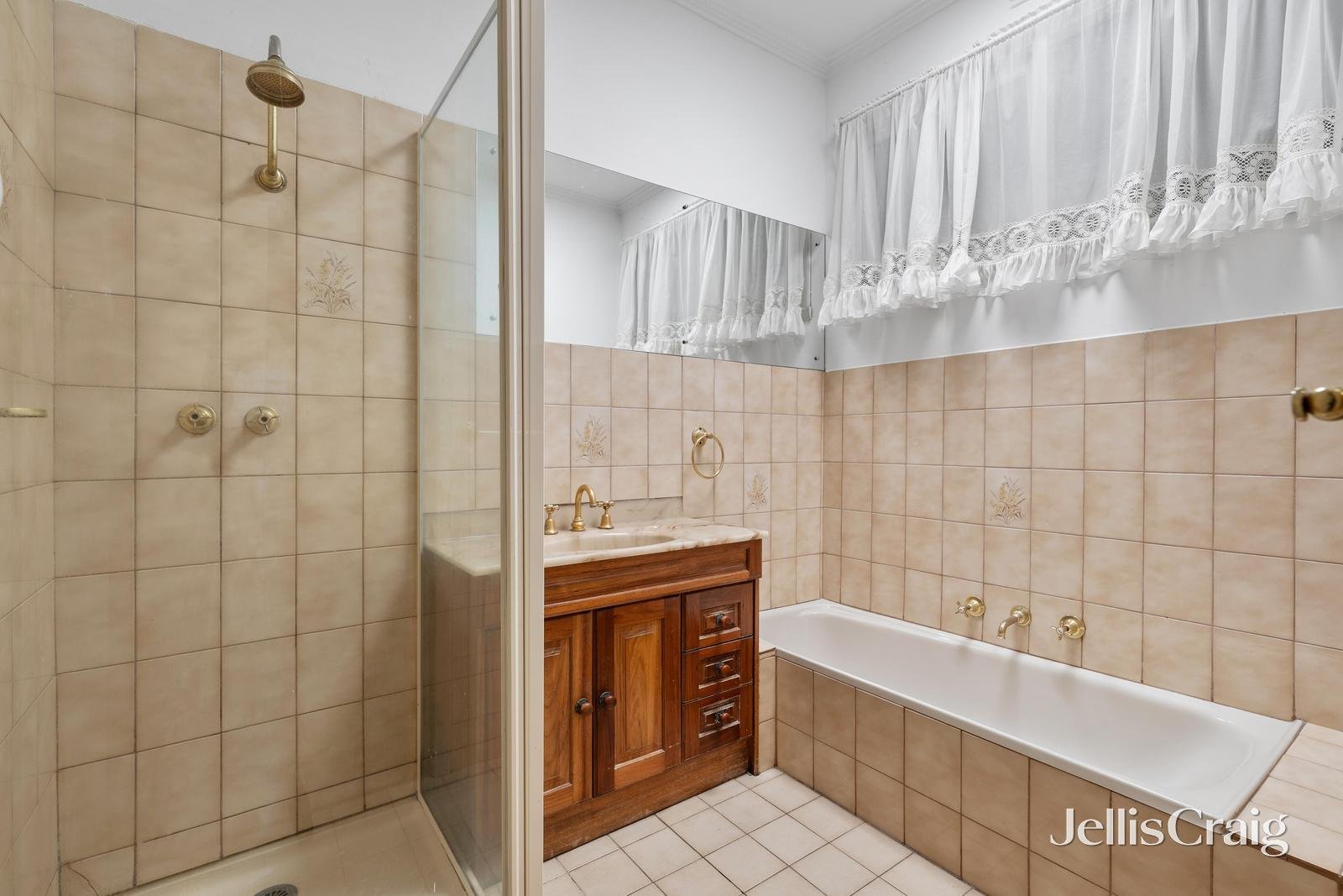 24 Barnic Road, Heathmont image 7