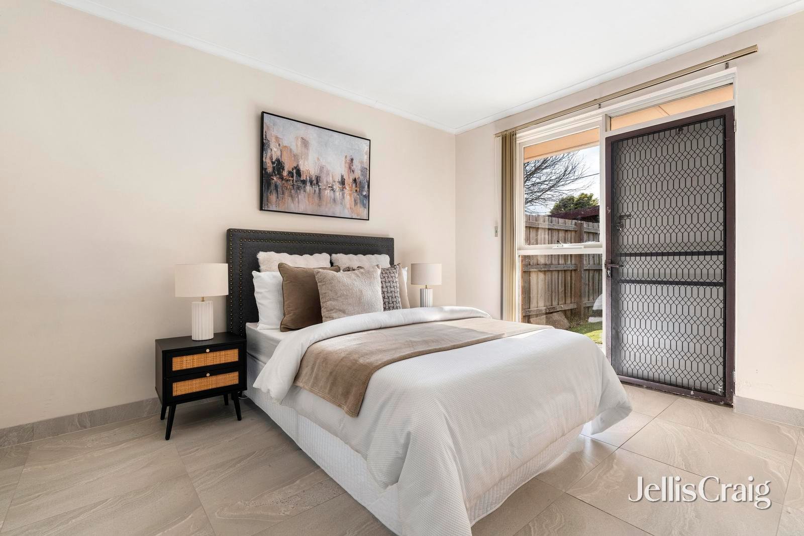 2/4 Batten Street, Glen&nbsp;Waverley image 6